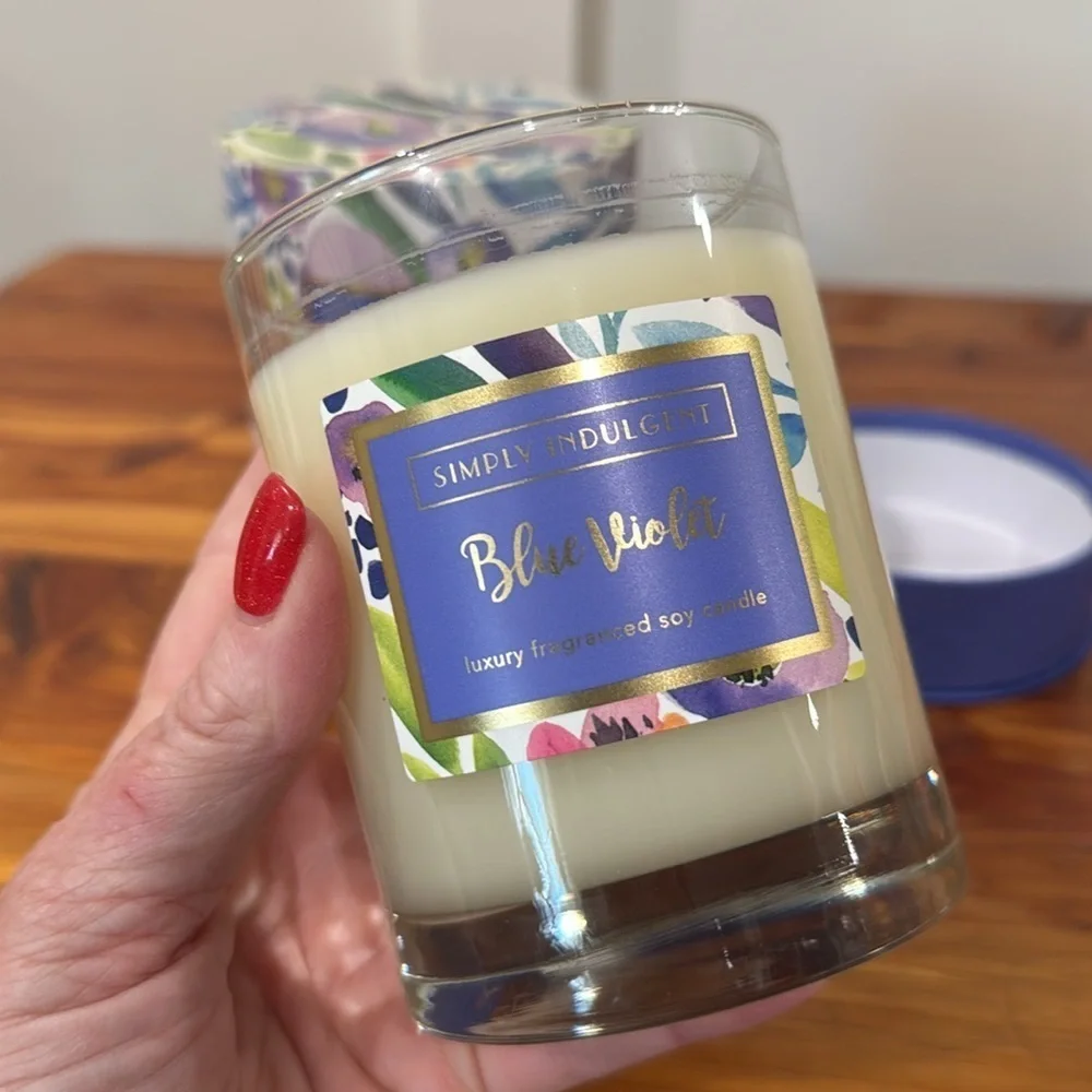 NEW Simply Indulgent Soy Jar Candle in Blue Violet w/ Decorative Box